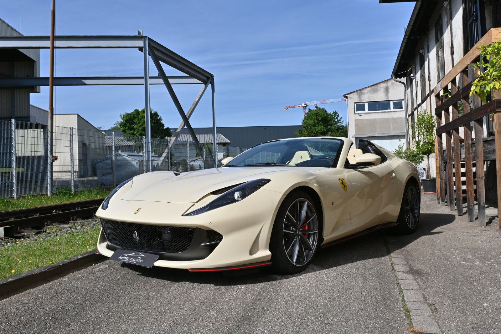 FERRARI